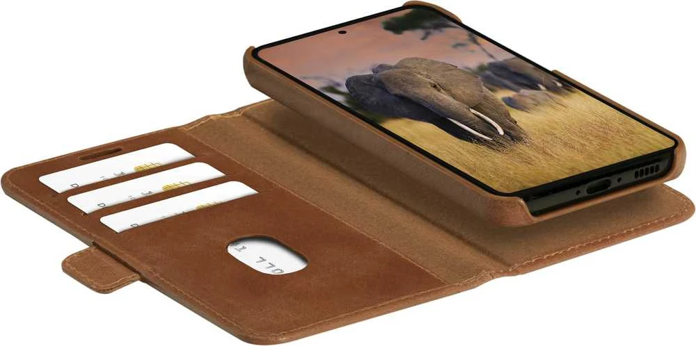 „Samsung Galaxy S24 Ultra Lynge 2-in-1“ piniginės dėklas, pagamintas Dbramante1928 Brown