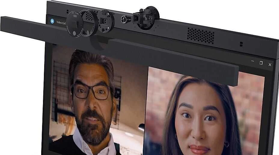 „Dell 27 USB-C Hub“ vaizdo konferencijų monitorius | P2724DEB