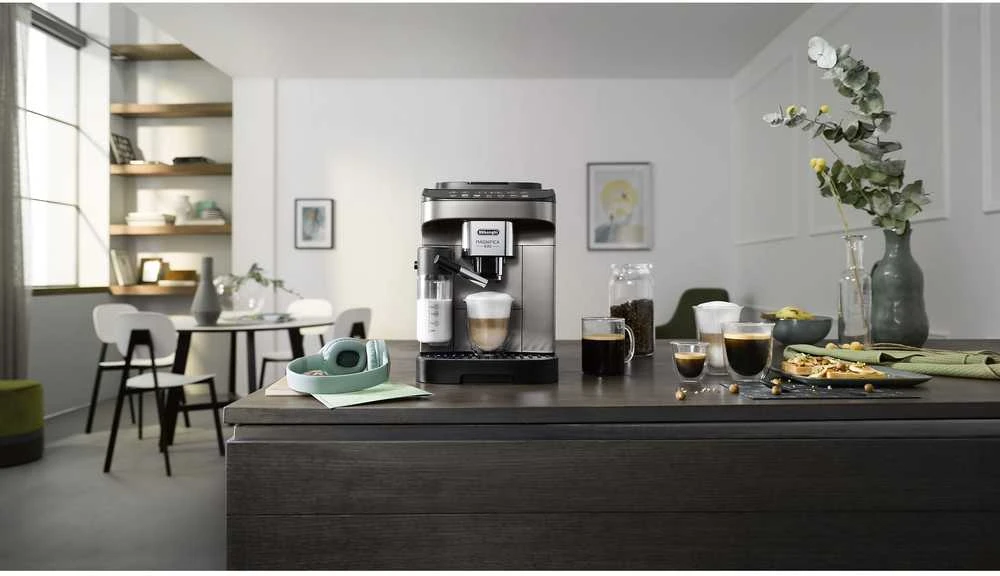Kavos aparatas Espressomachine DeLonghi Magnifica EVO,titanium/juodas