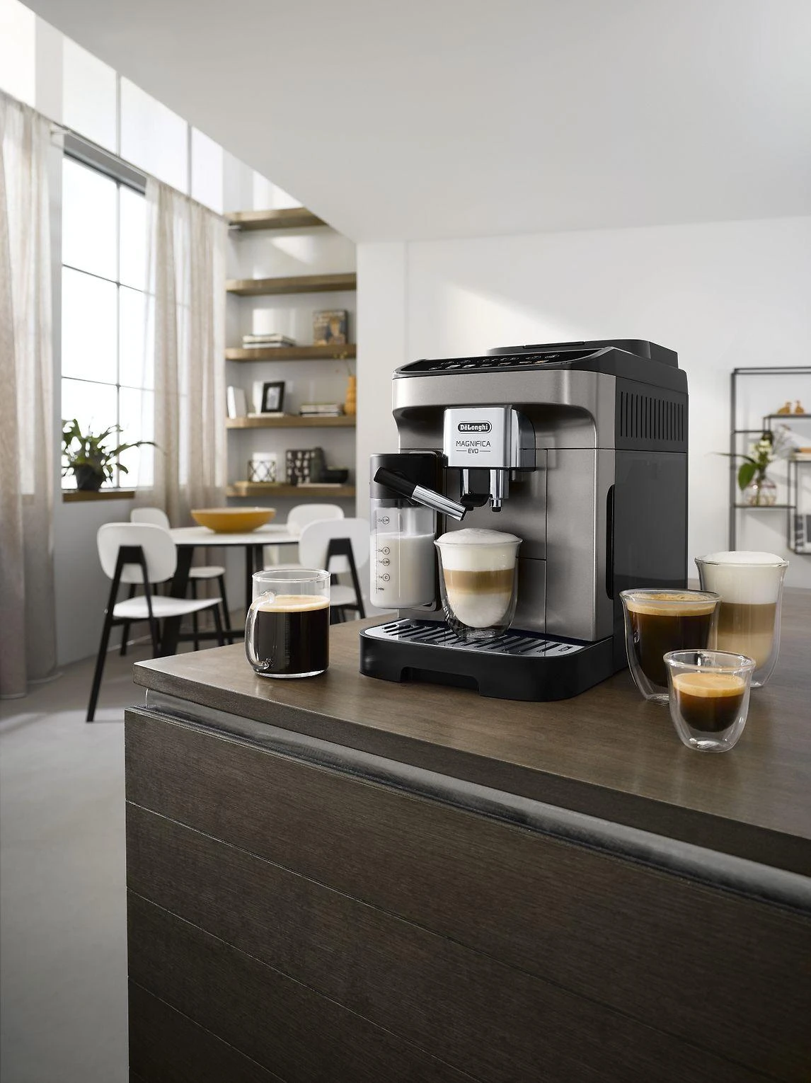 Kavos aparatas Espressomachine DeLonghi Magnifica EVO,titanium/juodas