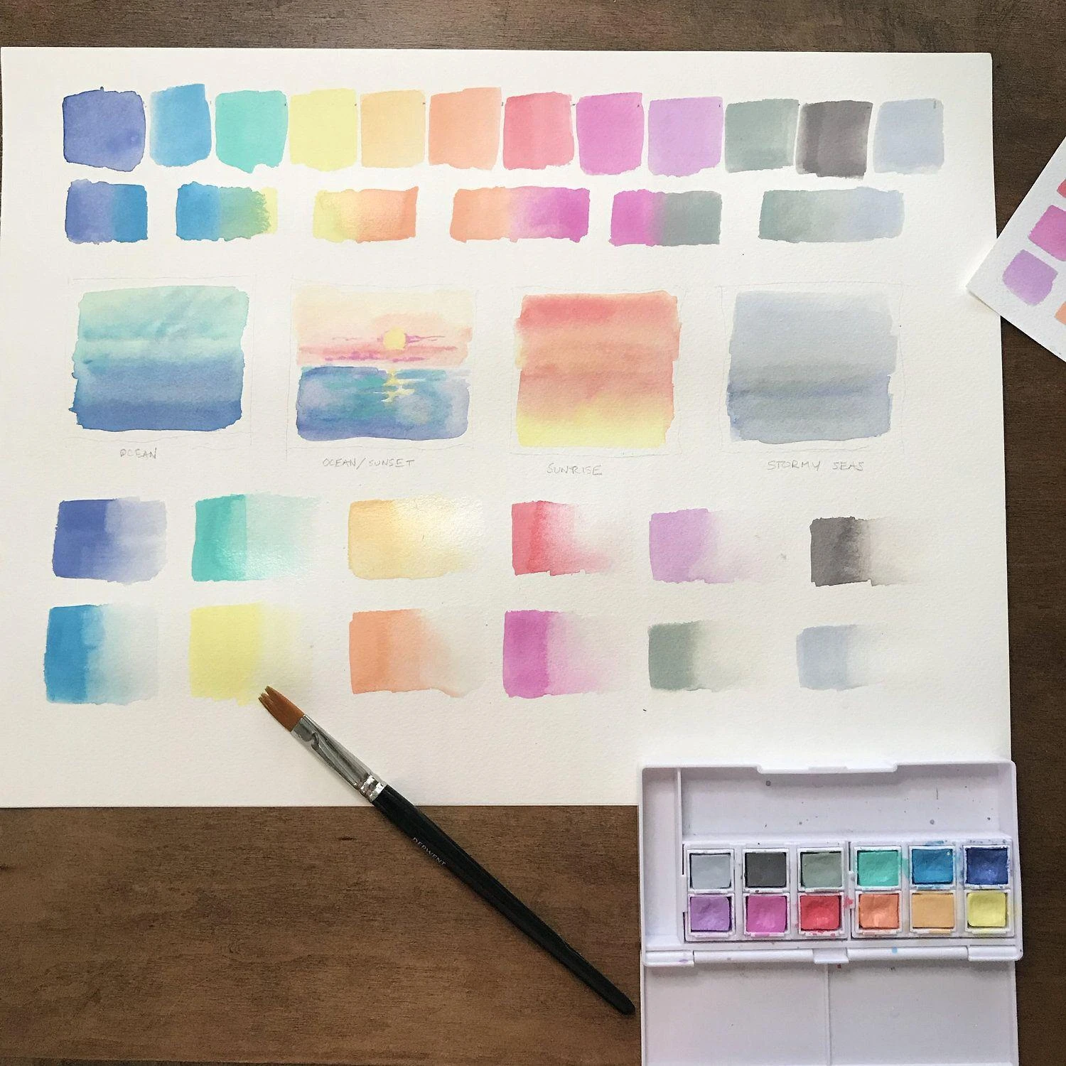 Derwent - Pastelinių atspalvių dažų padėklų rinkinys