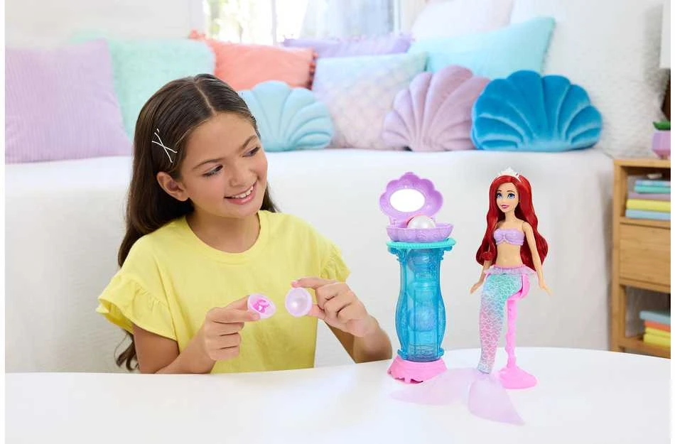 Mattel DISNEY PRINCESS Arielės staigmenų rinkinys (JBF86)
