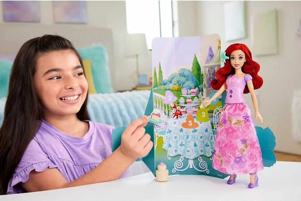 Mattel DISNEY PRINCESS SPIN and REVEAL Arielės siurprizų rinkinys (HTV88)