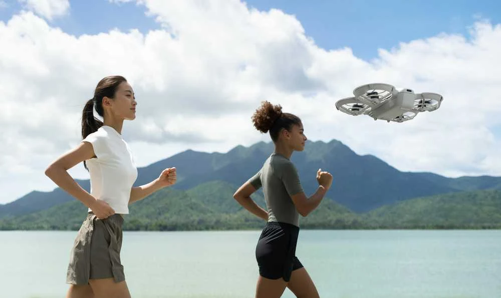 Dronas DJI Neo Drone Fly More Combo