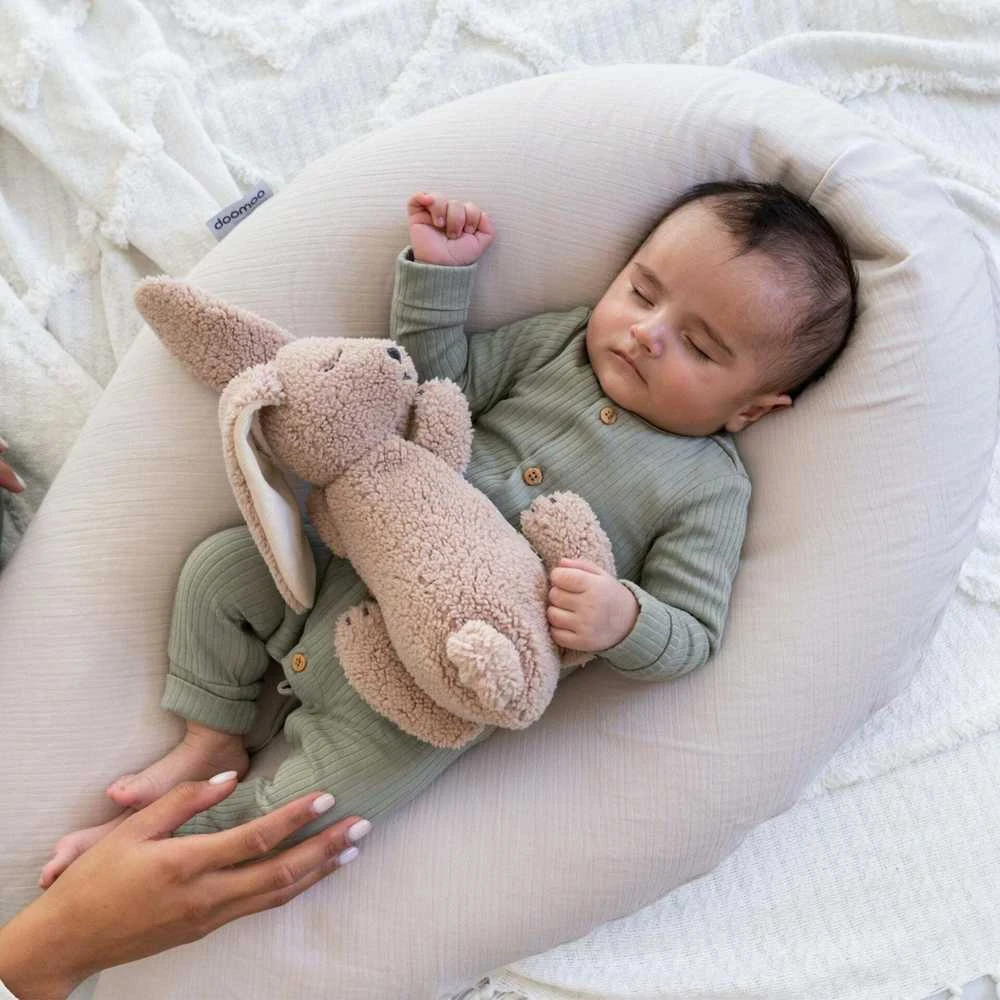 Doomoo Comfy Big maitinimo ir nėštumo pagalvės užvalkalas Tetra Almond