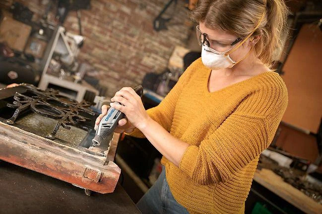 Dremel daugiafunkcinis įrankis 4250-35 su 35 priedais