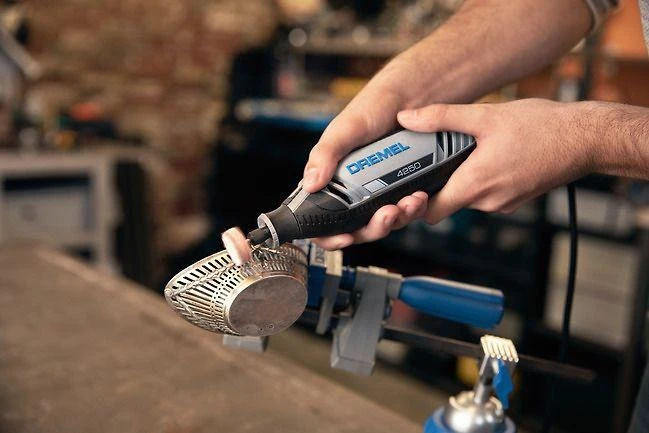 Dremel daugiafunkcinis įrankis 4250-35 su 35 priedais