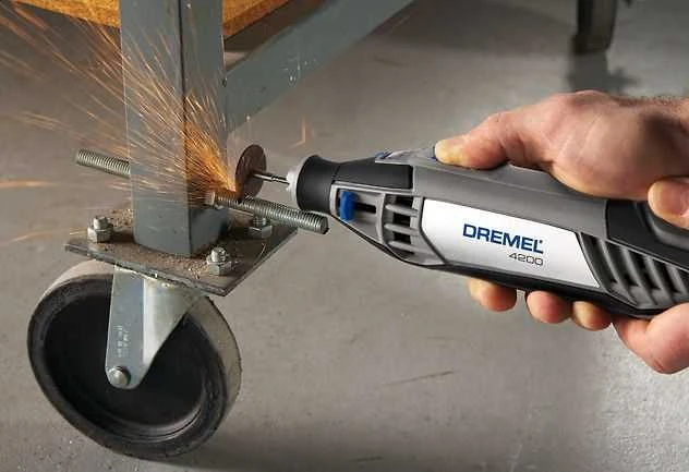 Dremel daugiafunkcinių priedų rinkinys 150 vnt.