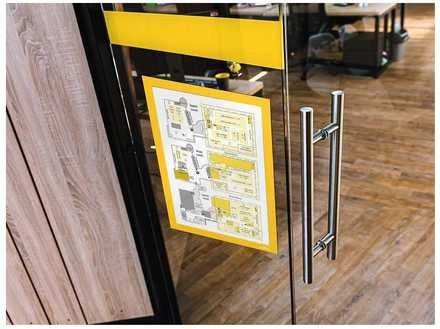 Durable Duraframe -itseliimautuva A4-infokehys, 2 kpl, keltainen kehys