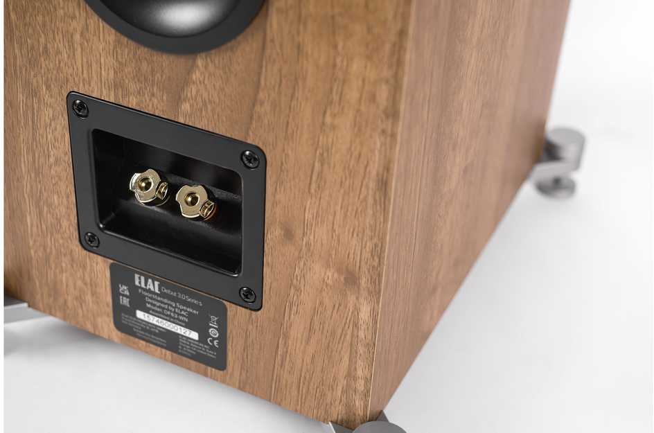 ELAC Debut 3.0 F6.3 lattiakaiutinpari, pähkinä