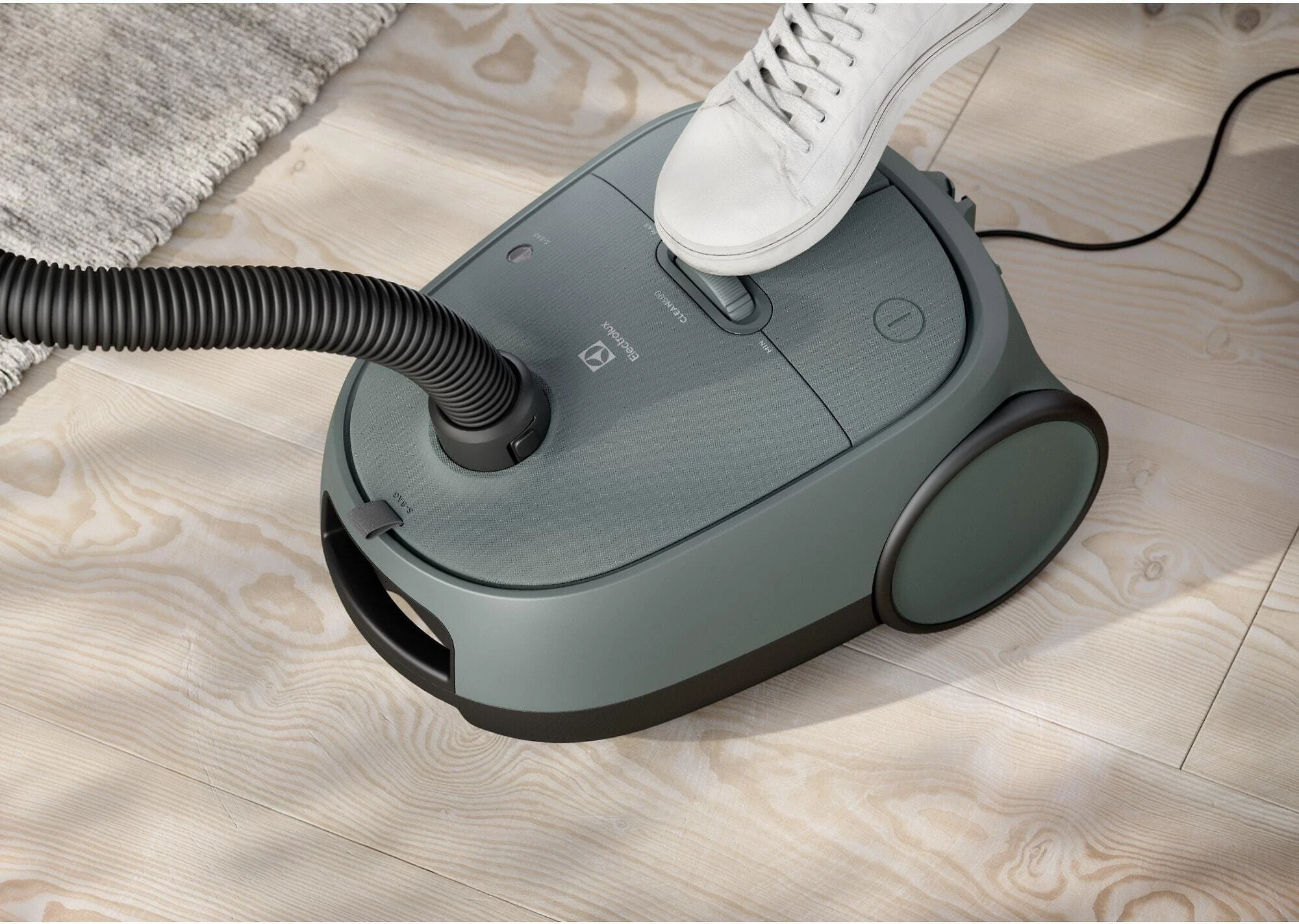 Dulkių siurblys Electrolux EB61C1OG