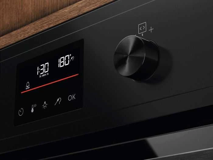 Electrolux COP802B 600 SenseCook uuni, musta