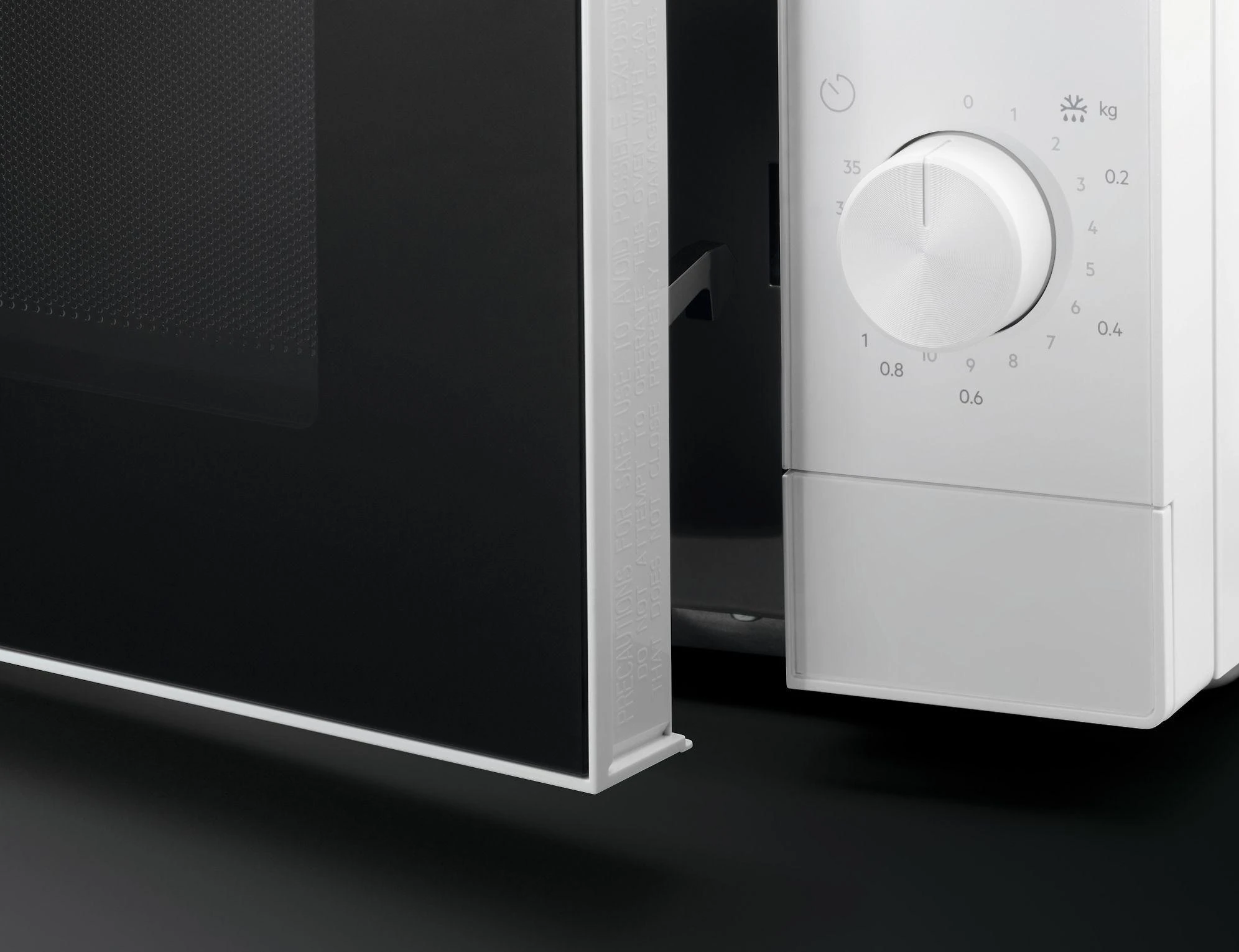 Mikrobangų krosnelė Electrolux EMZ421MMW