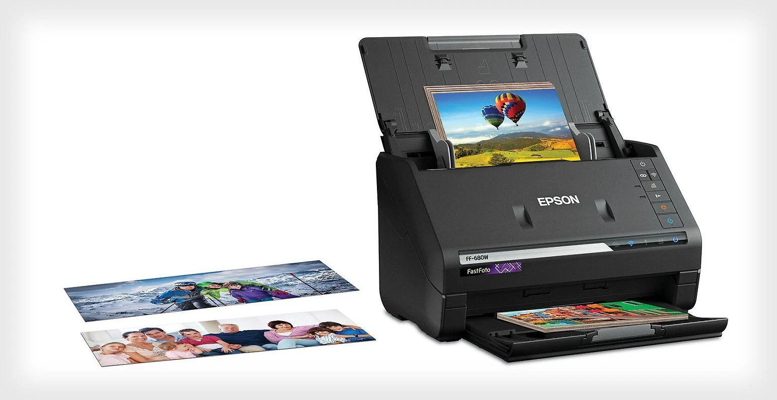 Skeneris EPSON FastFoto FF-680W scanner