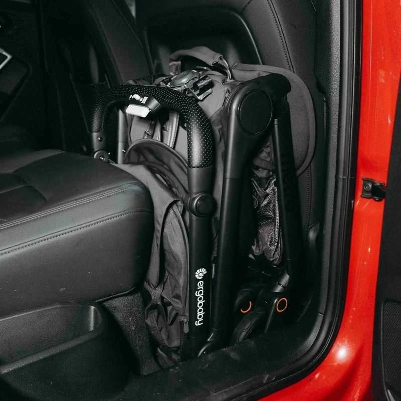 Ergobaby Metro 3 matkarattaat, Graphite Pilkas