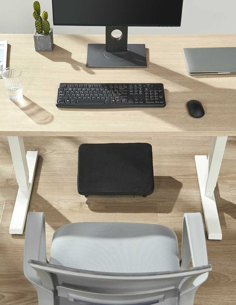 ErgoWork Footrest Pro -ergonominen jalkatuki, musta