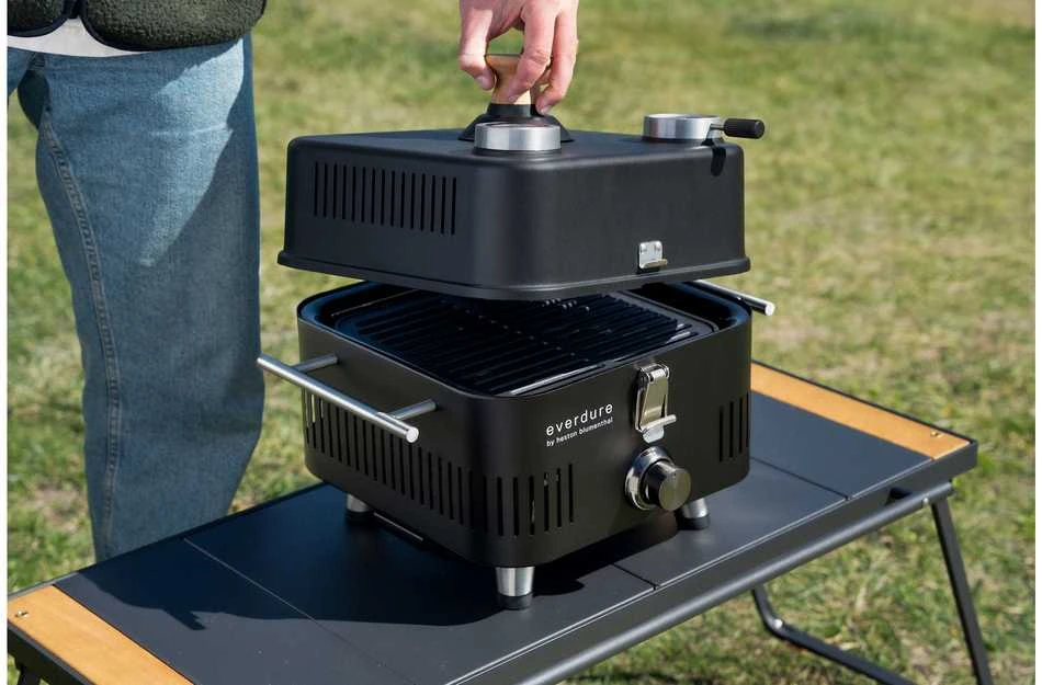 Everdure Everdure Cube Proflame 360 gas camping grill, juodas