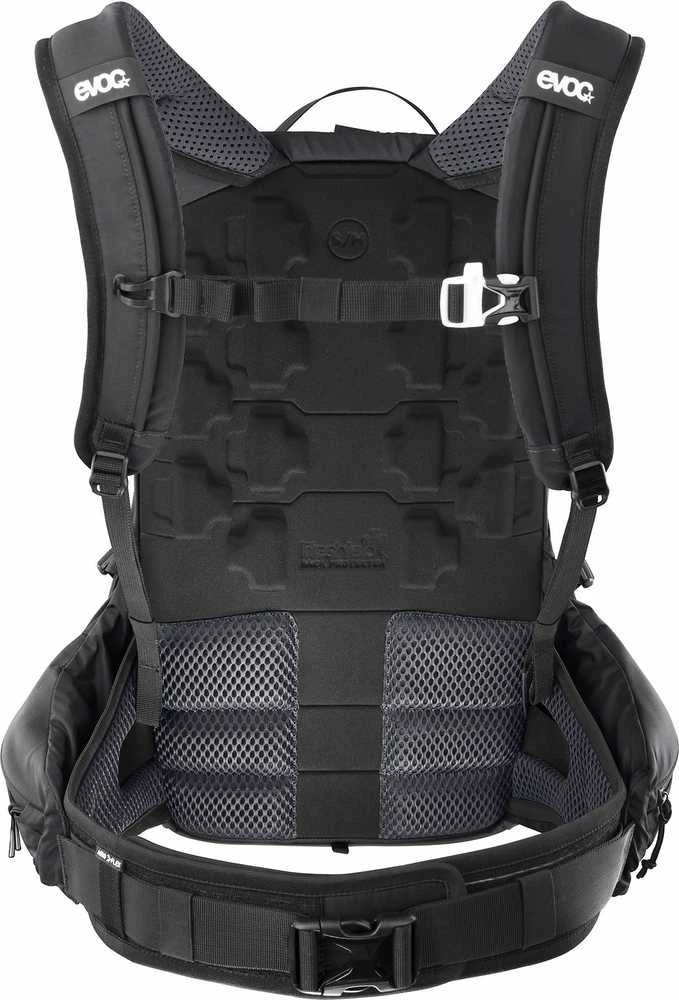 Evoc TRAIL PRO BLACKLINE 16 reppu, S/M