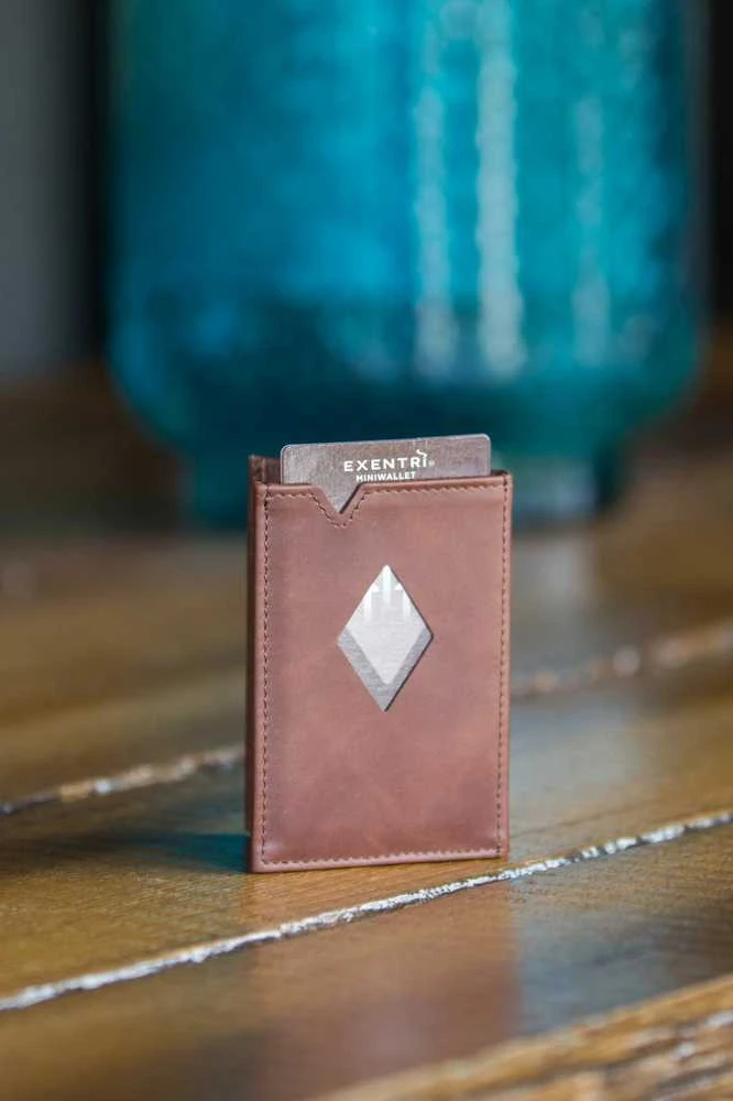 Exentri Miniwallet -lompakko, hasselpähkinä