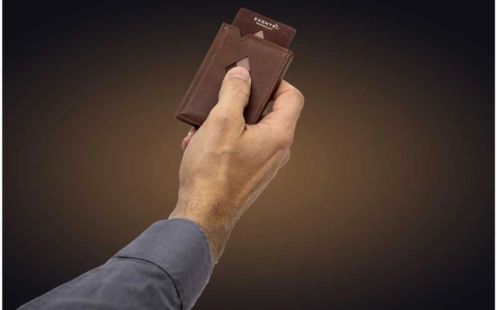 Exentri Miniwallet -lompakko, hasselpähkinä