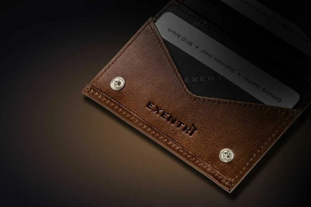 Exentri Miniwallet -lompakko, hasselpähkinä