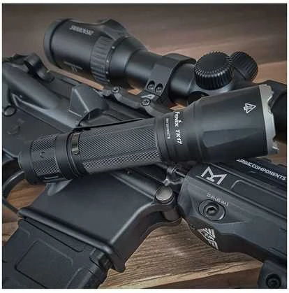Fenix TK17 LED taktinis žibintuvėlis