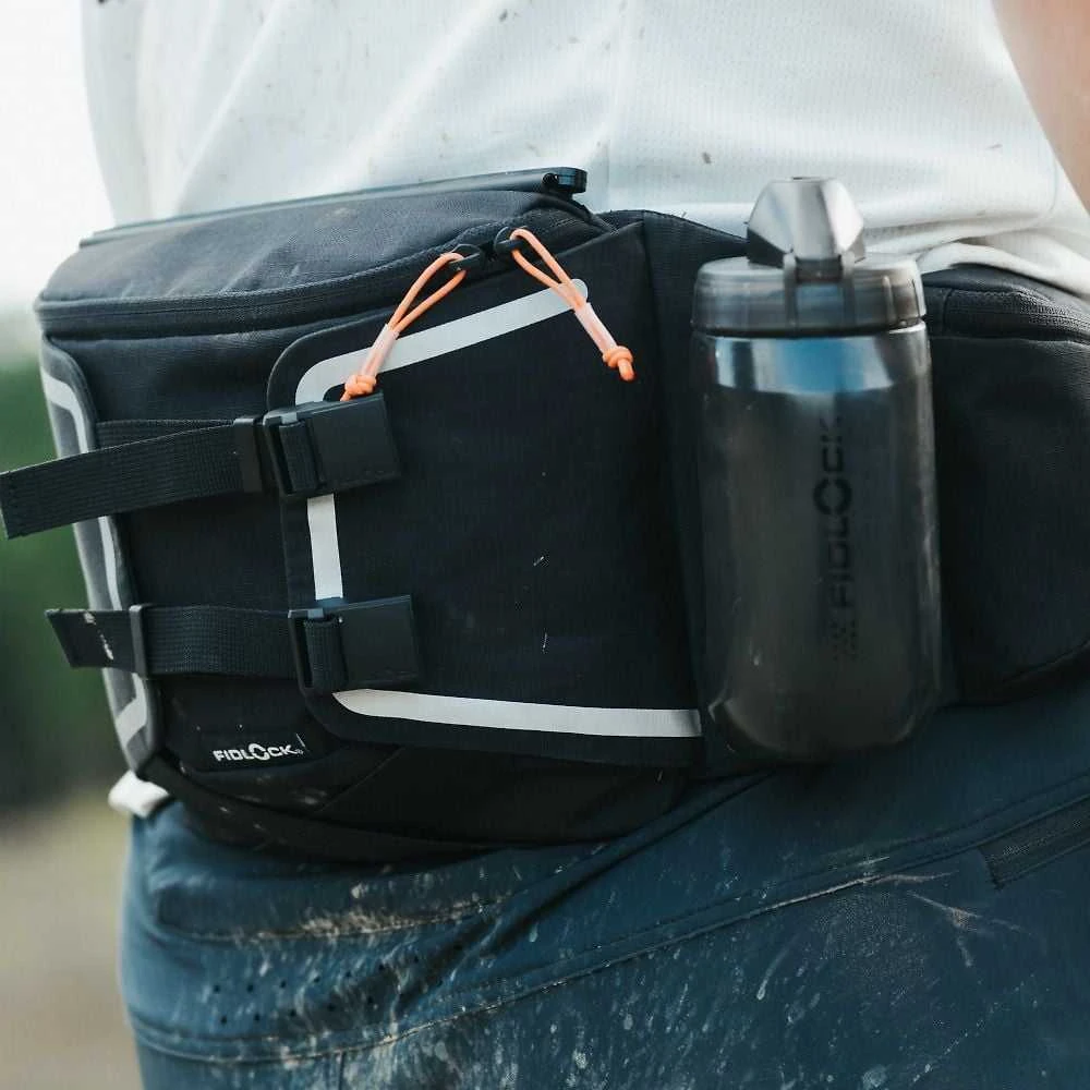 Krepšys ant juosmens su gertuve 450ml Fidlock HIP BELT