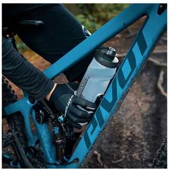 Gertuvė su laikikliu Fidlock Twist 800ml pilka