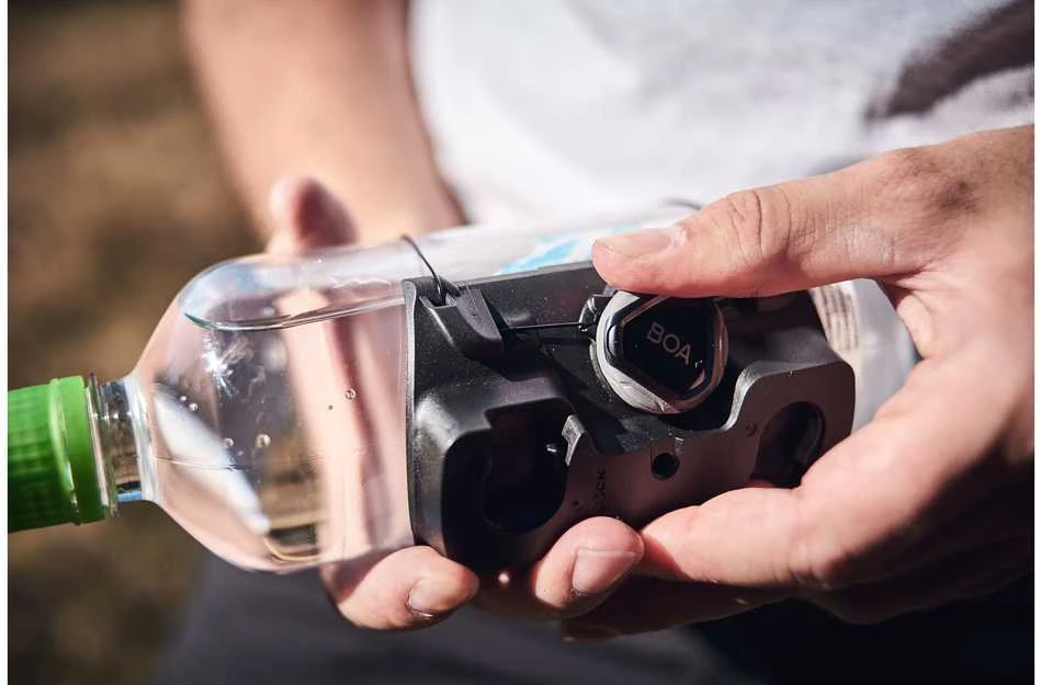 Gertuvės laikiklis su adapteriu Fidlock TWIST uni connector