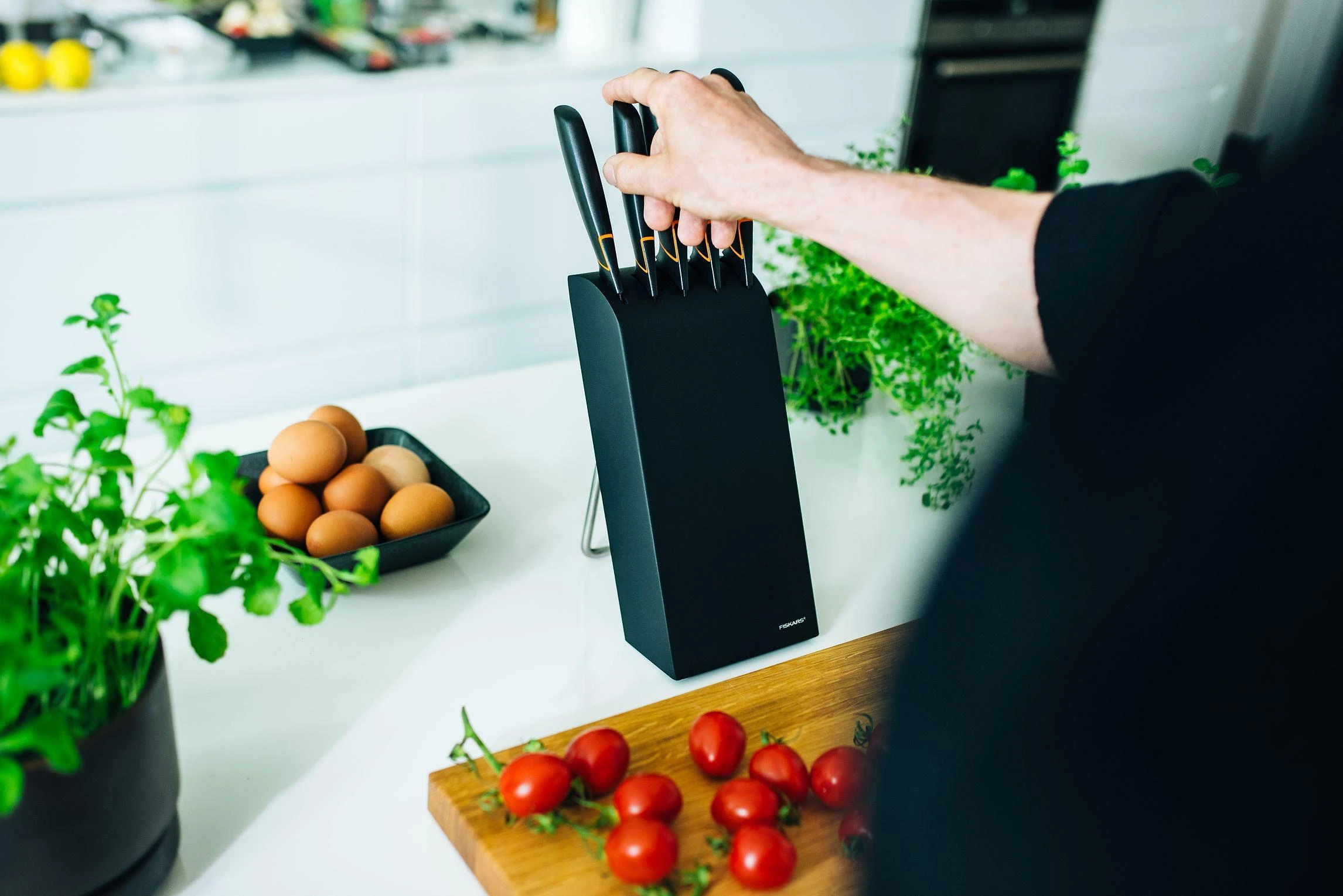 Fiskars Peilių rinkinys Edge 5 peiliai+stovas 1003099