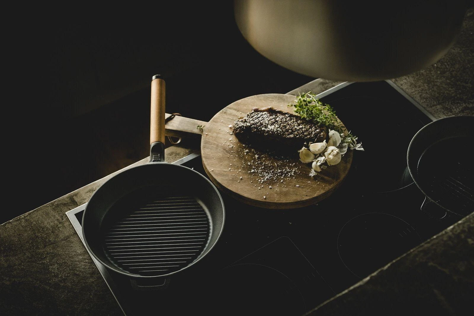 Fiskars Norden ketaus keptuvė (grill), 26 cm