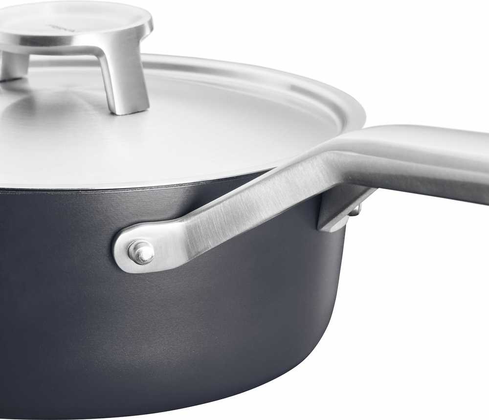 Fiskars Taiten puodas ilga rankena 1,6L su dangčiu