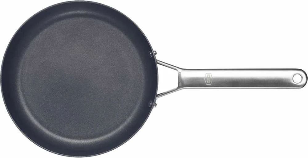 Fiskars Taiten keptuvė 24 cm