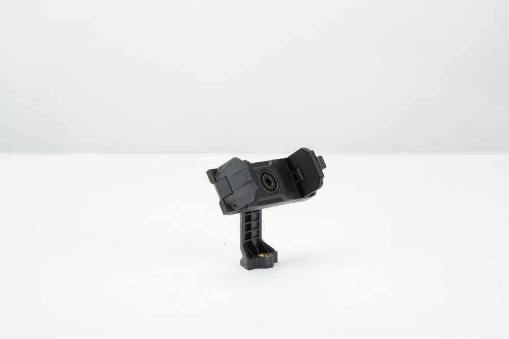 FoneKit Roto Phone Mount -puhelinkiinnike kamerajalustaan