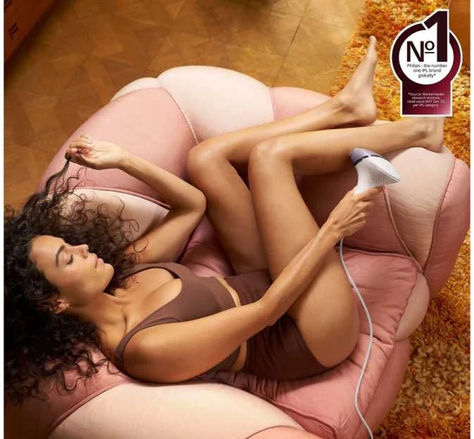 Fotoepiliatorius Philips Lumea IPL 8000 Series IPL plaukelių šalinimo prietaisas su „SenseIQ“ BRI947/00