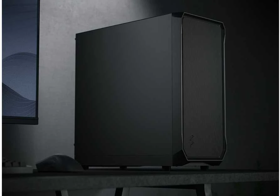 „Fractal Design“ | „Focus 2“ | Šoninis langas | „Juodas Solid“ | „Midi Tower“ | ATX