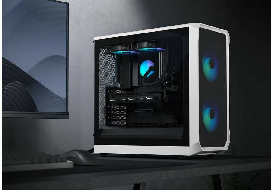 „Fractal Design“ | „Focus 2“ | Šoninis langas | RGB Baltas TG skaidraus atspalvio | Midi bokštas | ATX