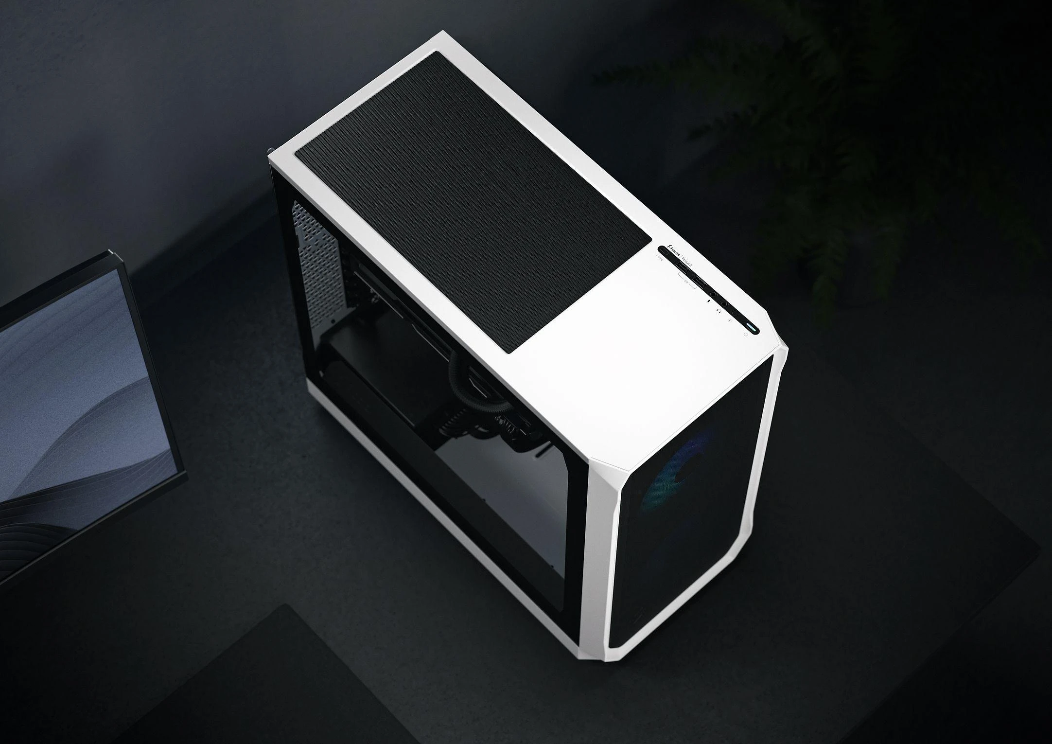 „Fractal Design“ | „Focus 2“ | Šoninis langas | RGB Baltas TG skaidraus atspalvio | Midi bokštas | ATX