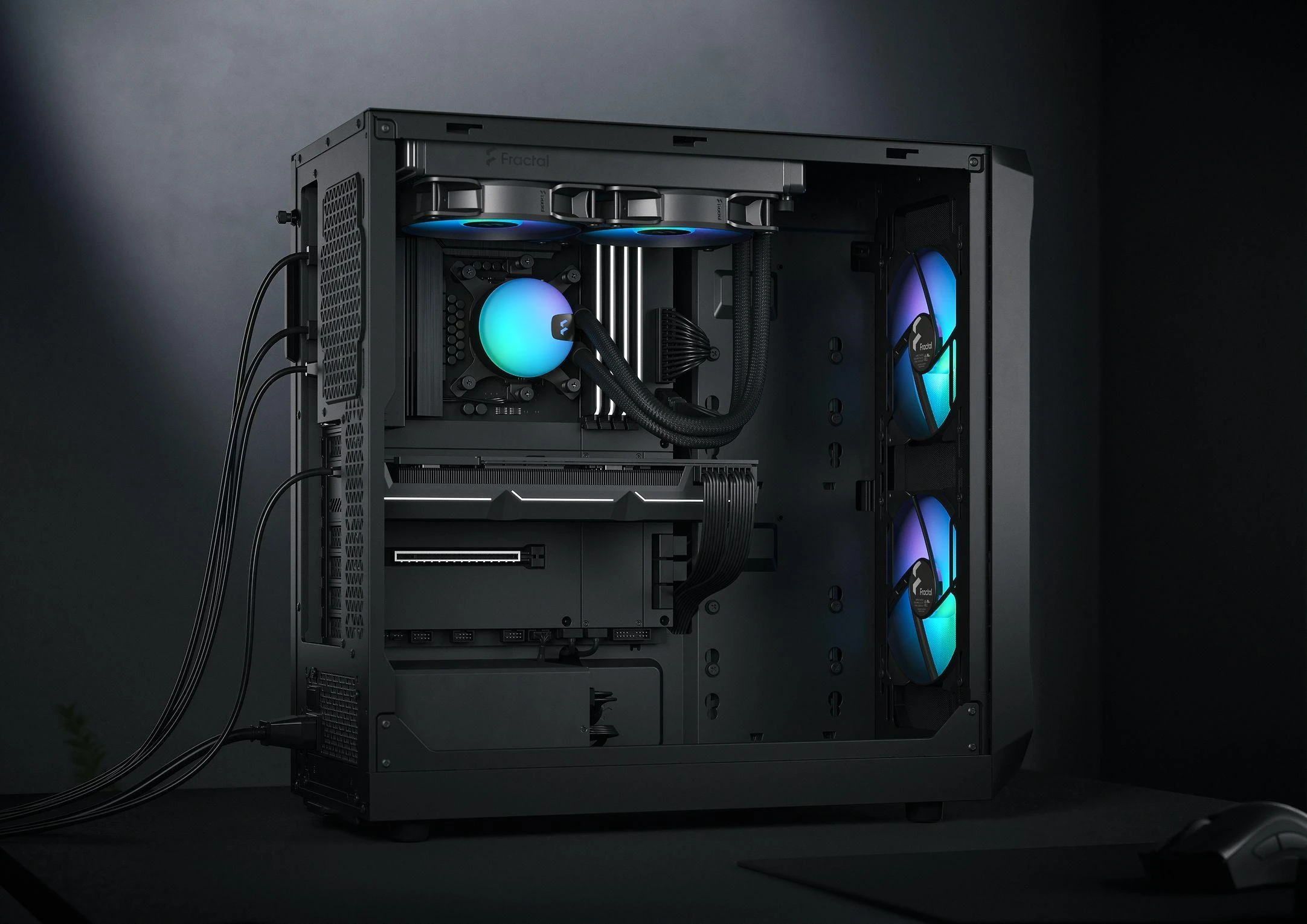 „Fractal Design“ | „Focus 2“ | Šoninis langas | RGB Juodas TG skaidraus atspalvio | Midi bokštas | ATX