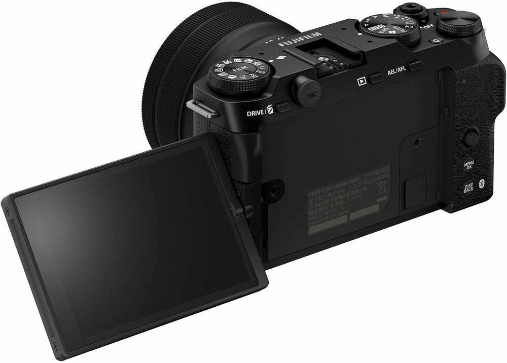 FUJIFILM X-M5 - järjestelmäkamera + XC 15-45mm objektiivi, musta