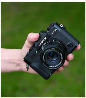 FUJIFILM X-T30 III + FUJINON XC 13-33mm F3.5-6.3 OIS (Juodas)