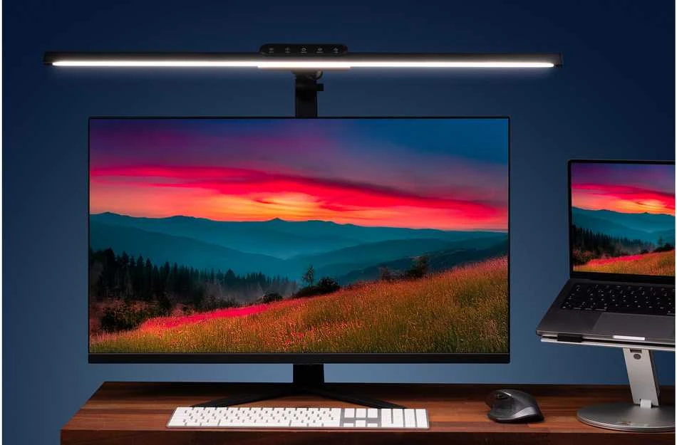 Fuj:tech LED Light Bar työvalaisin näytön yläpuolelle