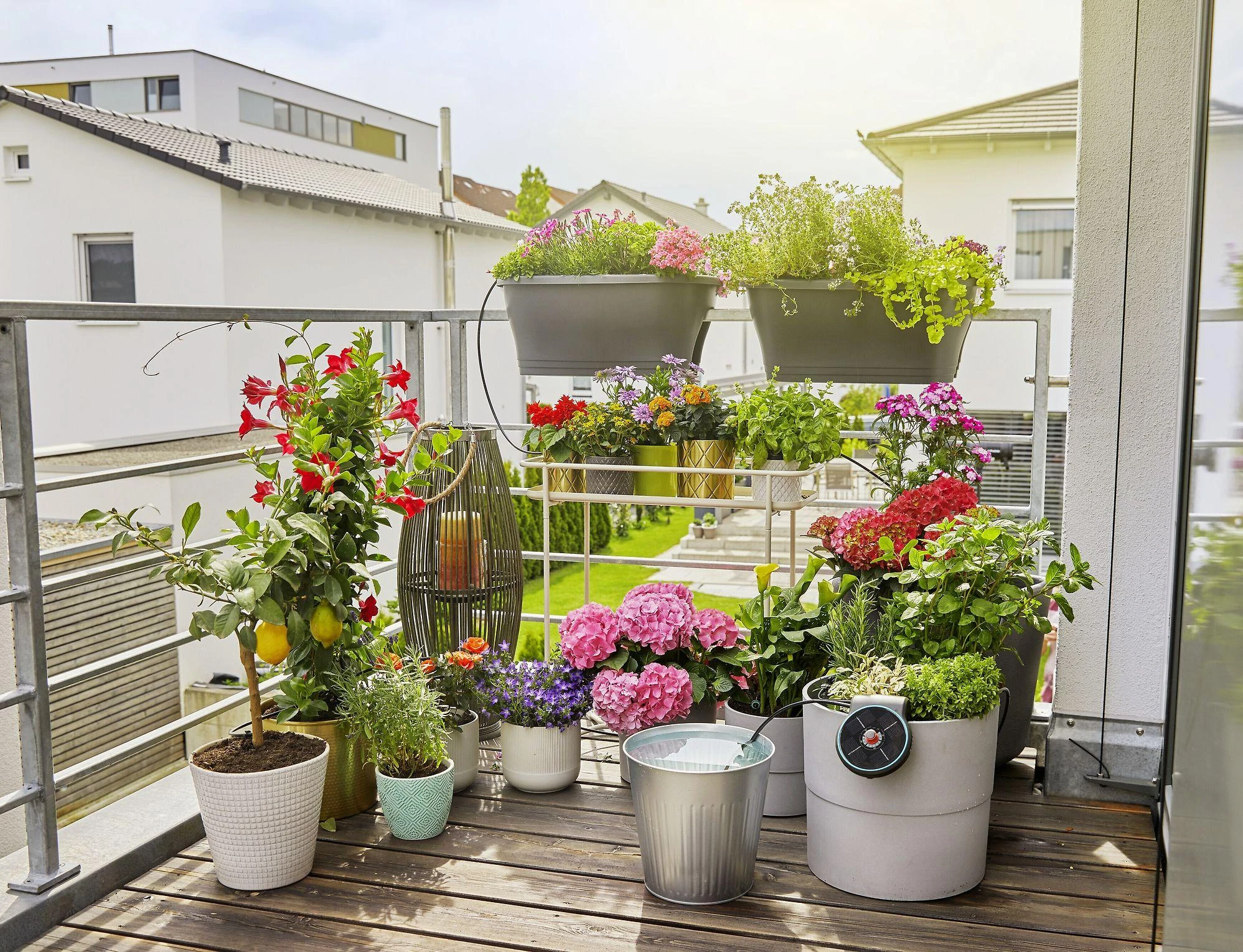 Saulės energija palaikomas rinkinys laistymui Gardena „AquaBloom“ 13300-20, 967999001