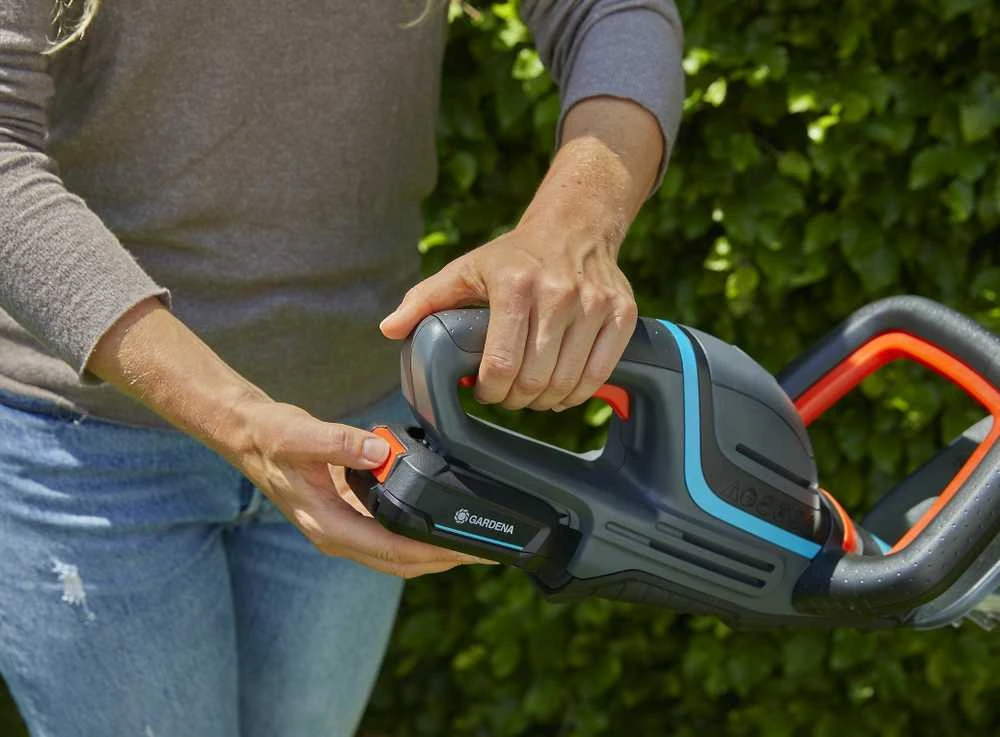 Gardena Akumuliatorinės gyvatvorių žirklės "ComfortCut 50/18V P4A"