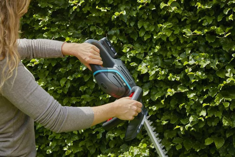 Gardena Akumuliatorinės gyvatvorių žirklės "ComfortCut 50/18V P4A"