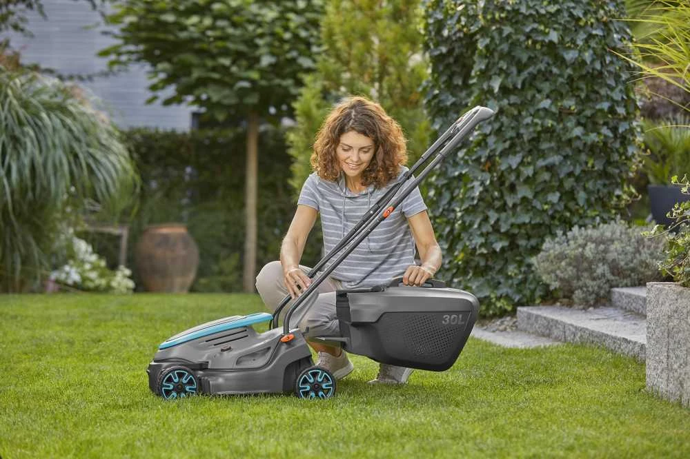 Gardena Akumuliatorinė vejapjovė PowerMax 32/18V P4A rinkinys