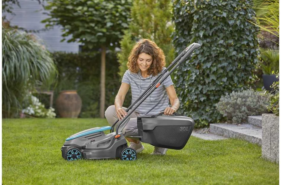 Gardena Akumuliatorinė vejapjovė PowerMax 32/18V P4A solo