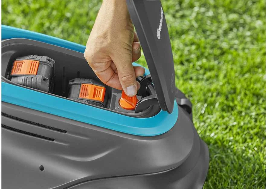 Gardena Akumuliatorinės vejapjovės PowerMax 37/36V P4A rinkinys