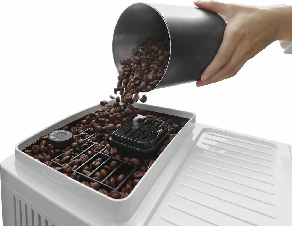 Kavos aparatas Delonghi Magnifica Start automatinis