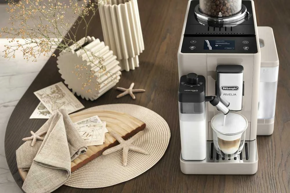 Kavos aparatas Delonghi | | EXAM440.55.BG Rivelia | Slėgis 19 bar | Su pieno plakikliu | Automatinis | 1450 W | Sand rusvai gelsvas